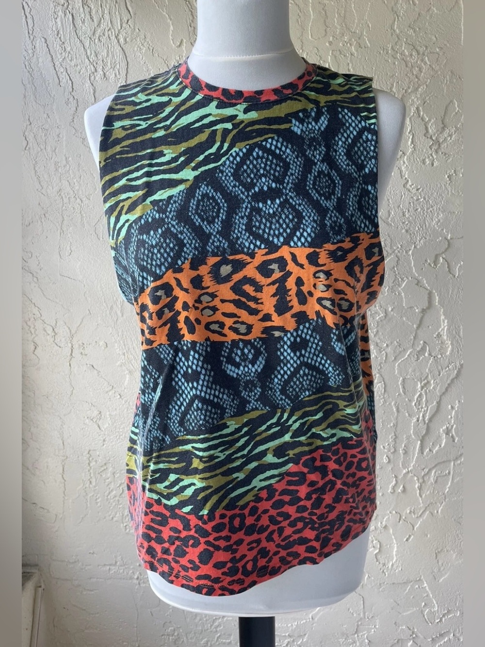 Reserved Women Tank Top XS Sleeveless Animal Print Colorful Vibrant Safari